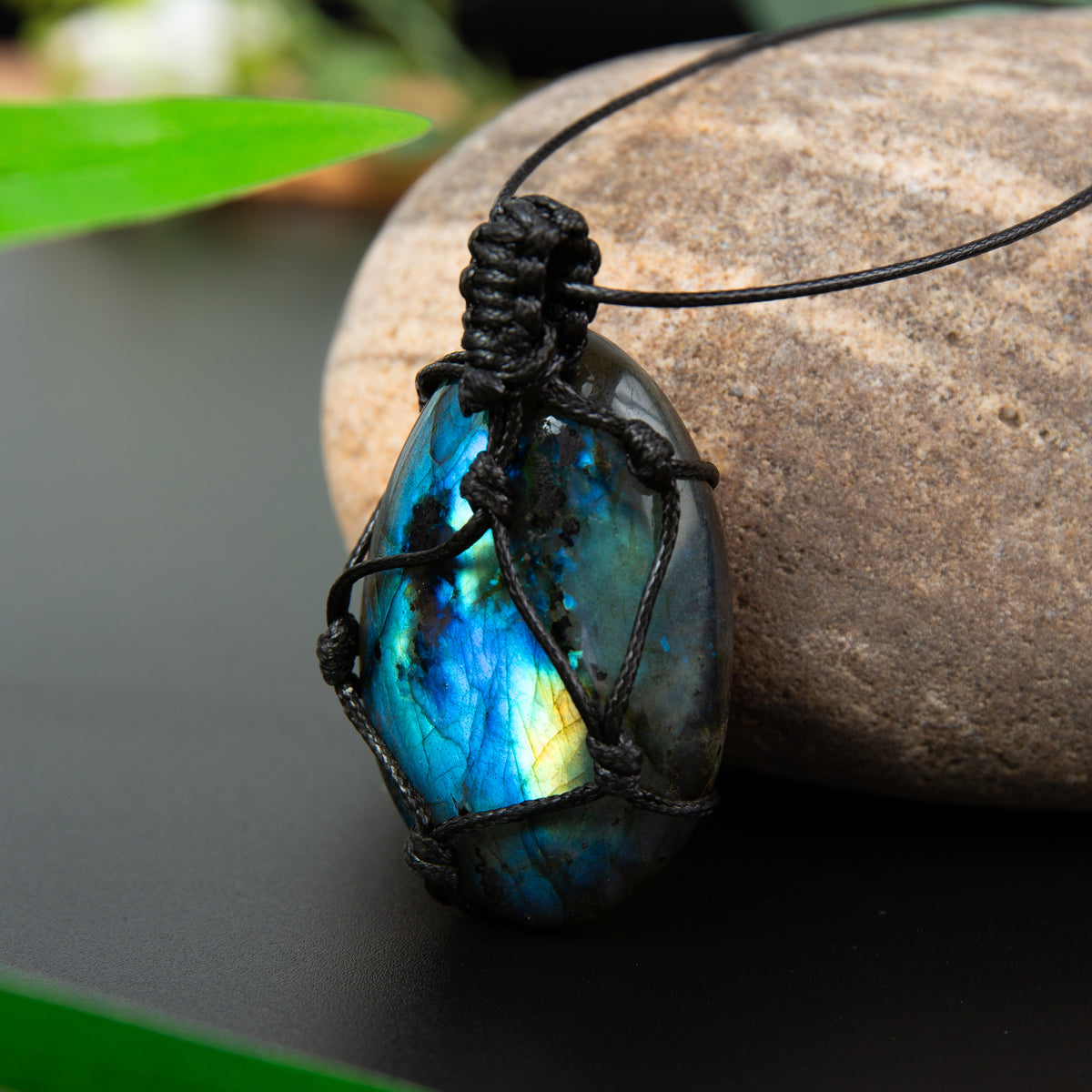 【今週限定価格】GAGAN labradrite stone necklace Natural Labradorite Gemstone Wrapped Pendant Necklace Healing Gift