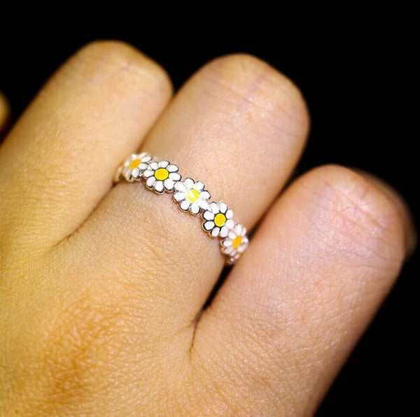 Dainty Sterling Silver Daisy Flower Ring Minimalist Jewelry