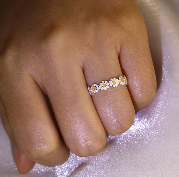 Dainty Sterling Silver Daisy Flower Ring Minimalist Jewelry