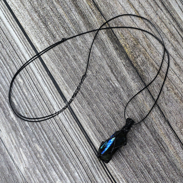 Natural Labradorite Stone Healing Crystal Wrapped Pendant Necklace