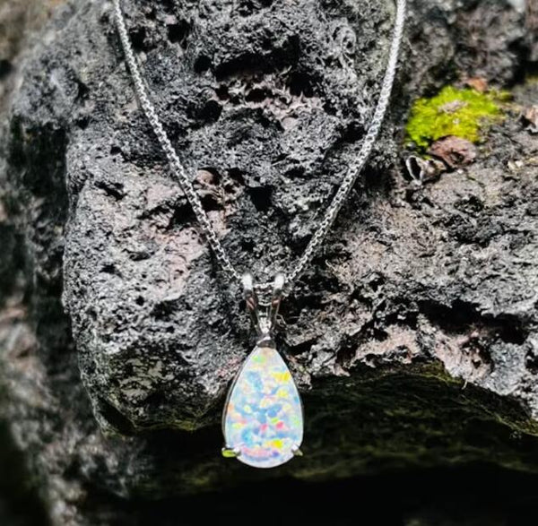 Minimalist Opal Pendant Necklace